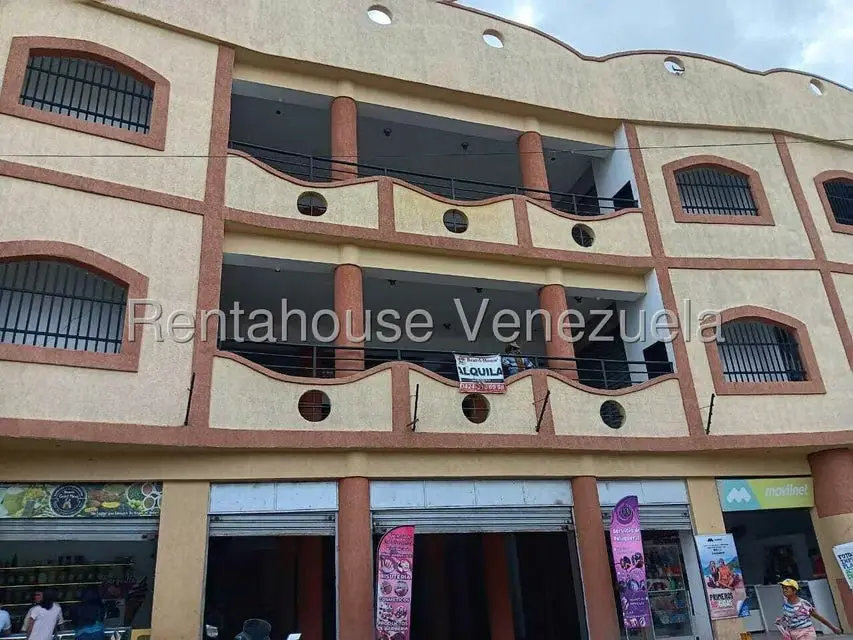 Local Comercial en Alquiler en Centro, Aragua - 16