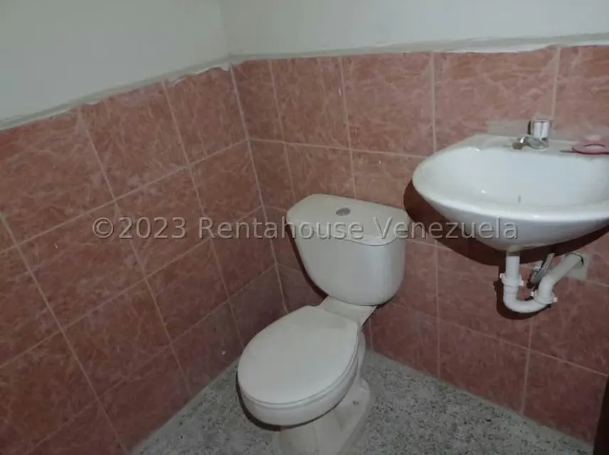 Local Comercial en Alquiler en Centro, Aragua - 9