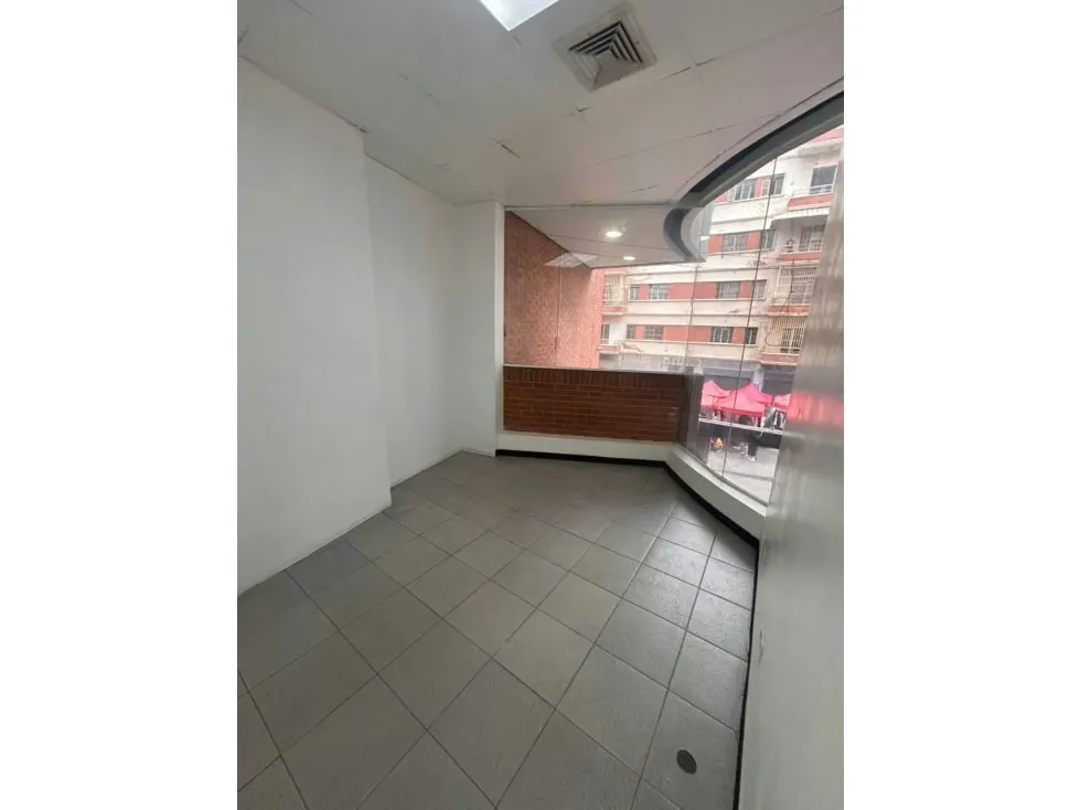 Vendo local comercial 363m2 El Recreo - Torre City Market 7371 - 11