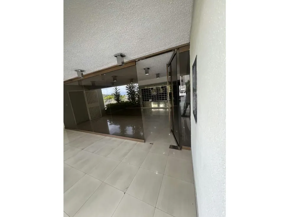 VENTA DE APARTAMENTO EN LOMAS DE ALTO PRADO - 2