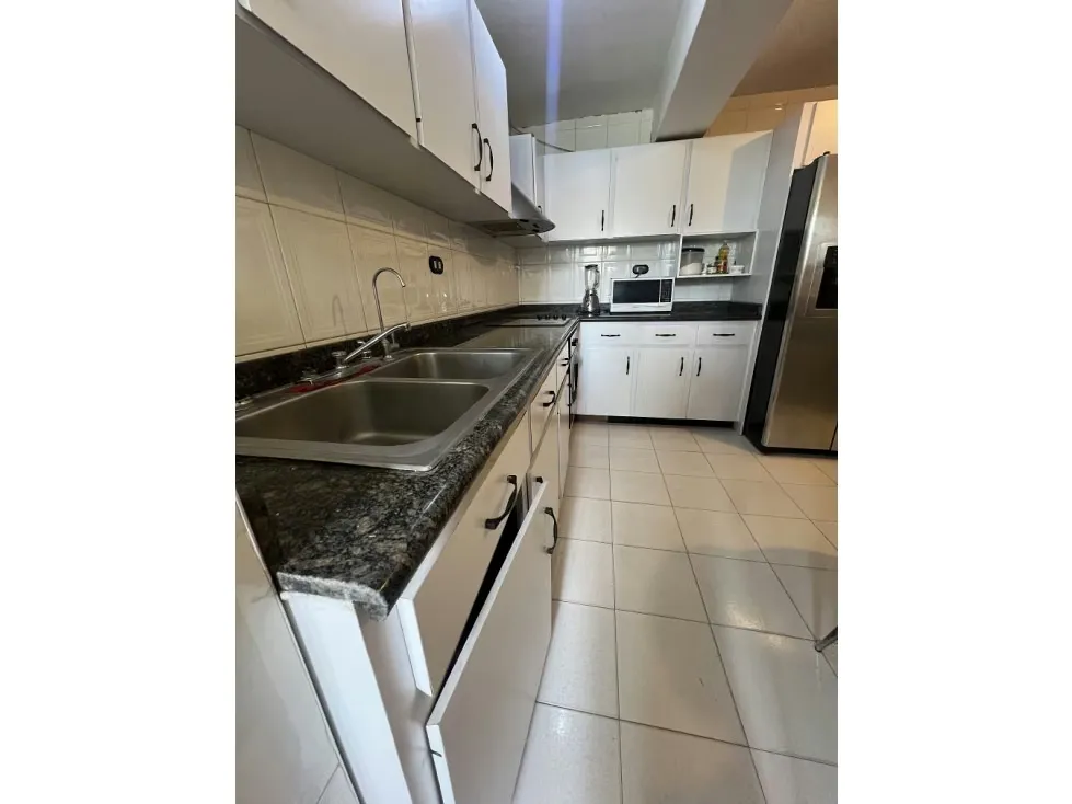 VENTA DE APARTAMENTO EN LOMAS DE ALTO PRADO - 6