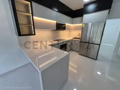 Apartamento en Planta Baja Remodelado con Patio Privado en Villas La Estancia - 2