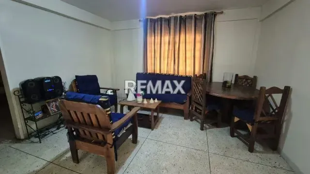 Venta Casa Multifamiliar de 2 niveles en el Km 12 - 14