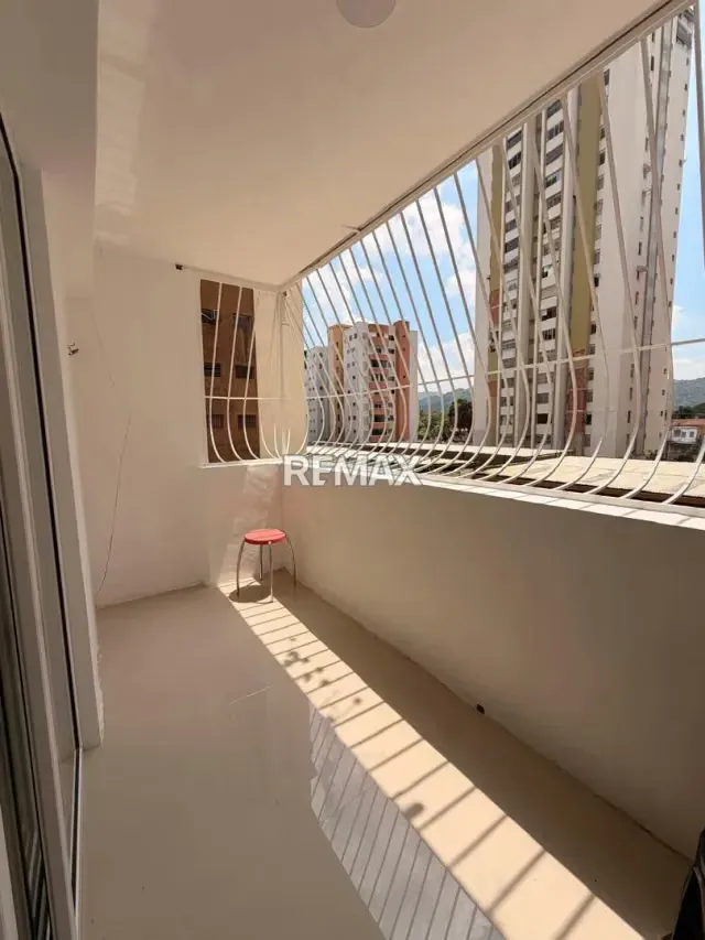 APARTAMENTO EN ALQUILER URB. ANDRES BELLO - 10