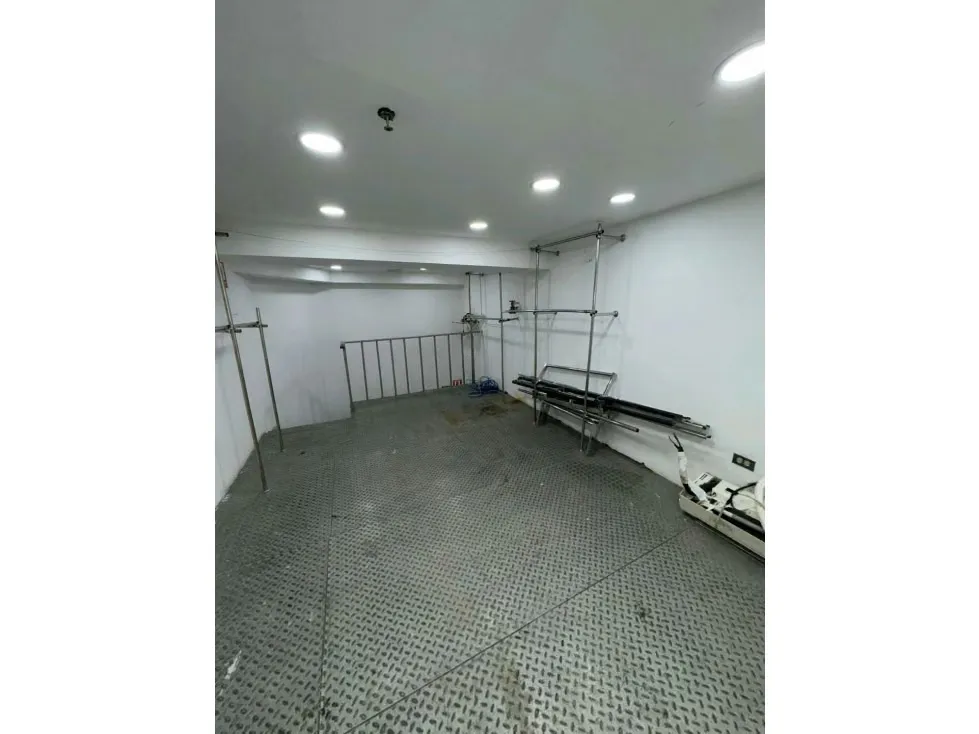 Local comercial en venta en Galerías Ávila 52C/26T - 5