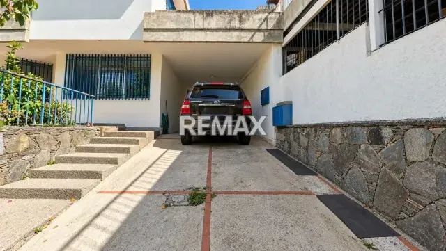 Casa Quinta en Venta San Luis de El Cafetal | 427 m² Terreno | Excelente Potencial y Vista Panorámica - 3