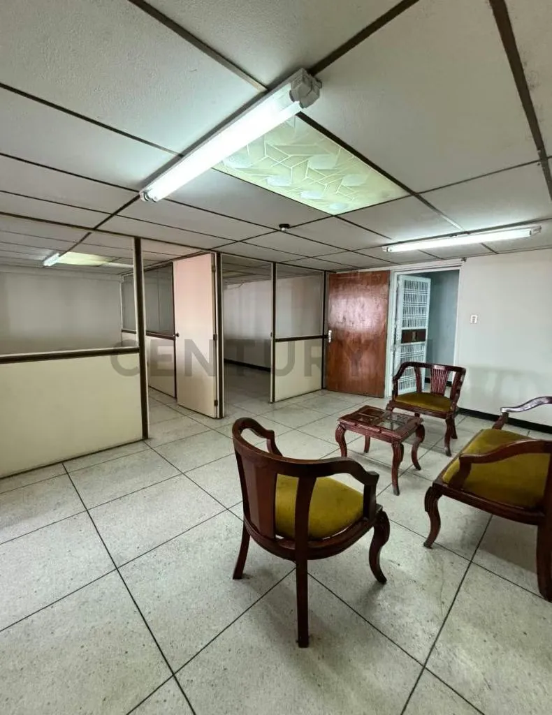 Venta oficina comercial centro san cristobal - 5