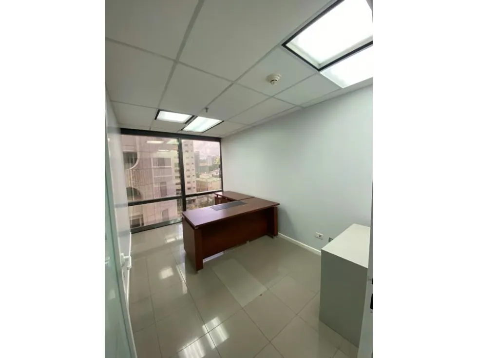 Alquilo oficina 398m2 El Rosal 5360 - 6