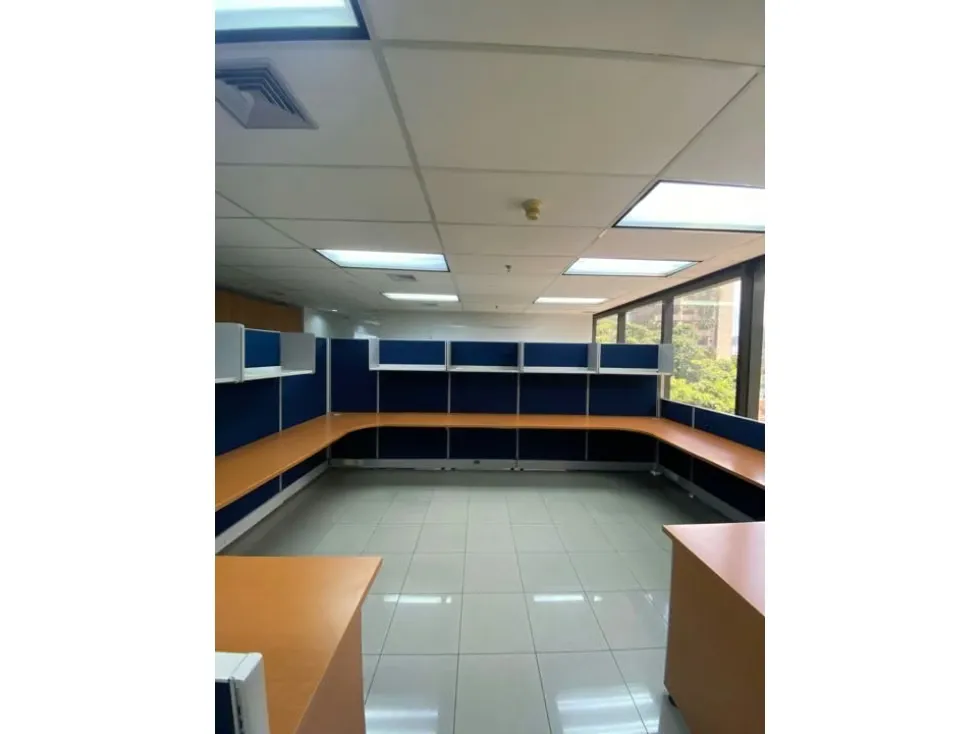 Alquilo oficina 398m2 El Rosal 5360 - 8