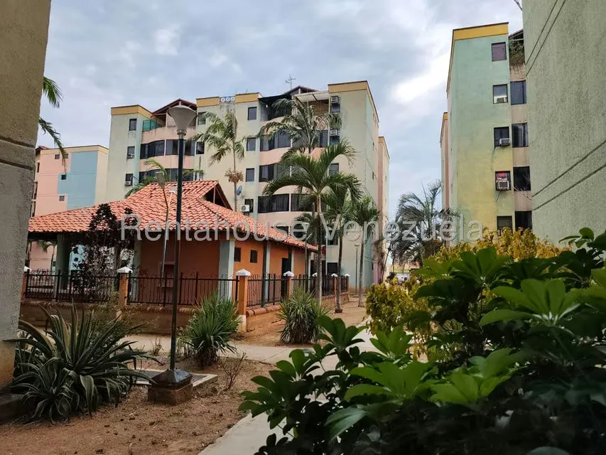 Apartamento (1 Nivel) en Venta en Los Caobos, Carabobo - 2