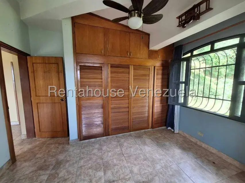 Casa (Duplex) en Venta en Cerro Alto, Miranda - 19