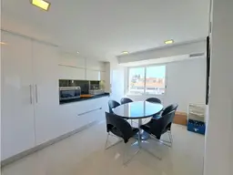 Vista 16