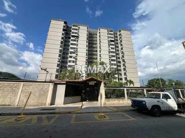Apartamento en venta Urb. San Jacinto