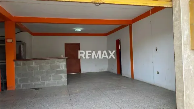 Local comercial alquiler - 2