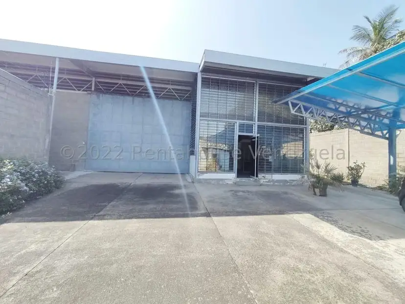 Comercial (Galpon - Deposito) en Venta en La Mata, Lara