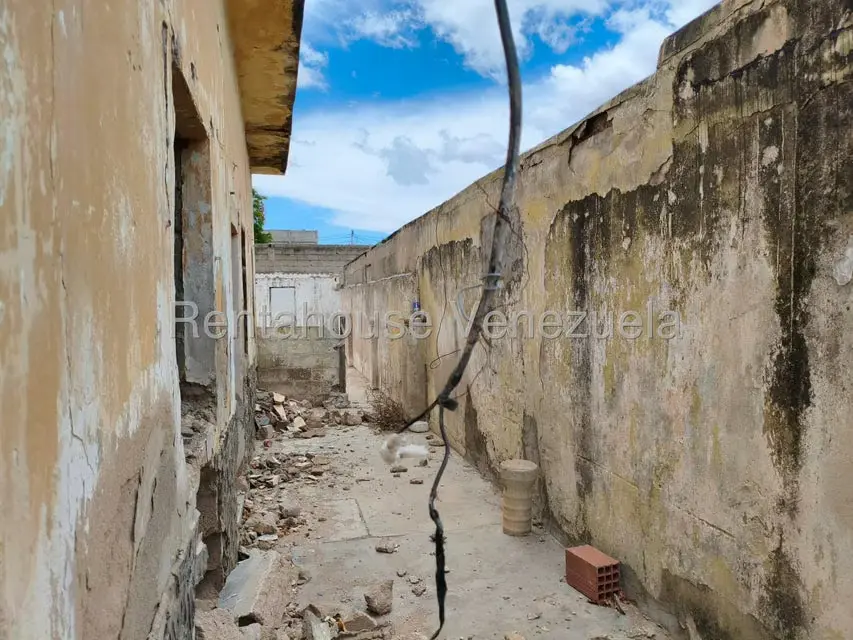 Terreno (Comercial) en Venta en Centro, Falcon - 10