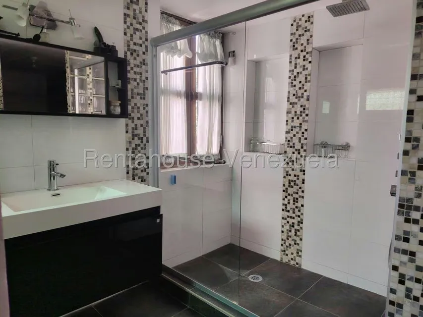 Casa (Duplex) en Venta en Barici, Lara - 13