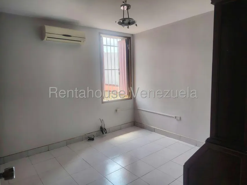 Casa (Duplex) en Venta en Barici, Lara - 14