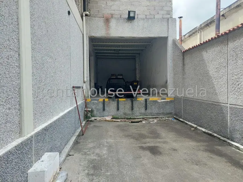 Comercial (Edificio) en Venta en Guarenas, Miranda - 11