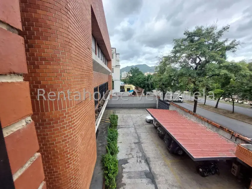 Comercial (Edificio) en Venta en Guarenas, Miranda - 3