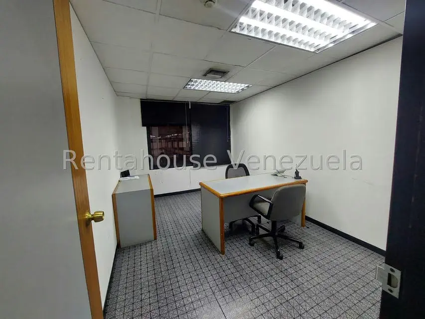 Comercial (Edificio) en Venta en Guarenas, Miranda - 36