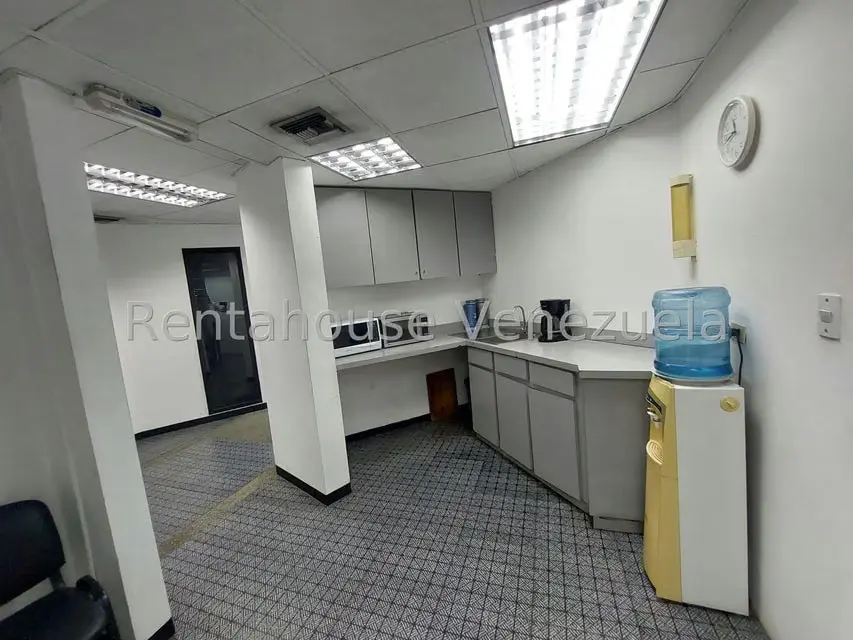 Comercial (Edificio) en Venta en Guarenas, Miranda - 41