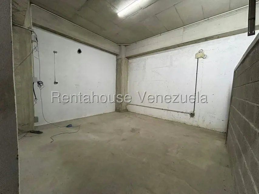 Local Comercial en Venta en Los Budares, Miranda - 23