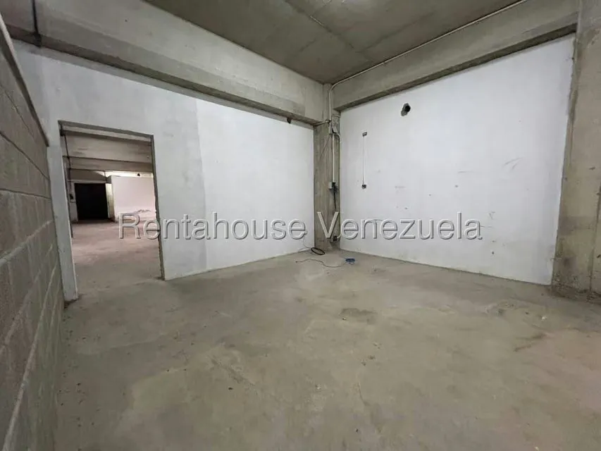 Local Comercial en Venta en Los Budares, Miranda - 24