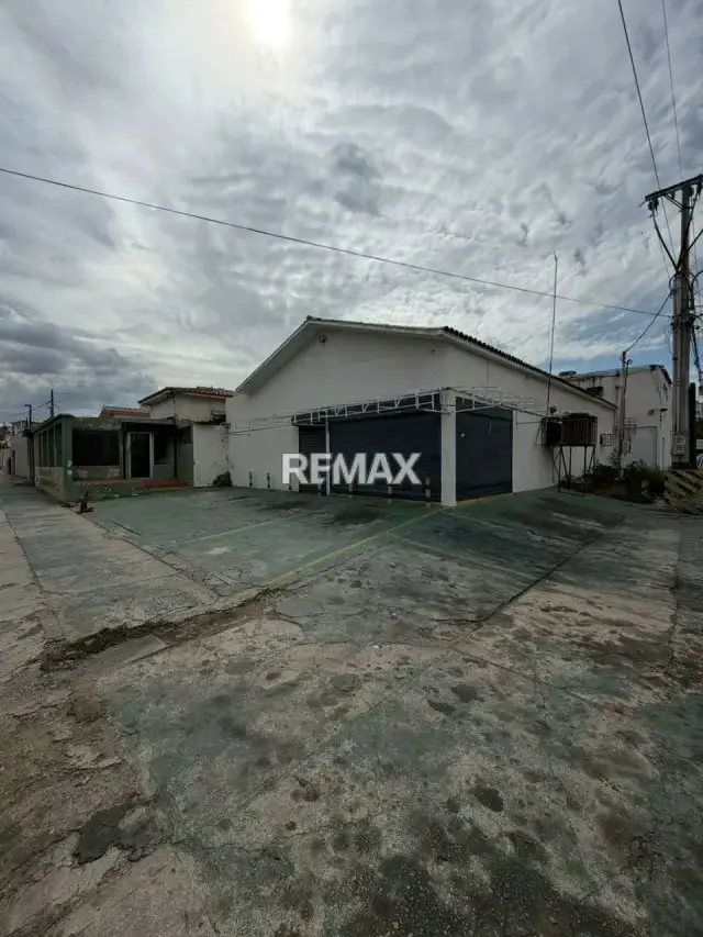 Local comercial en Venta Dr. Portillo con Av. 12