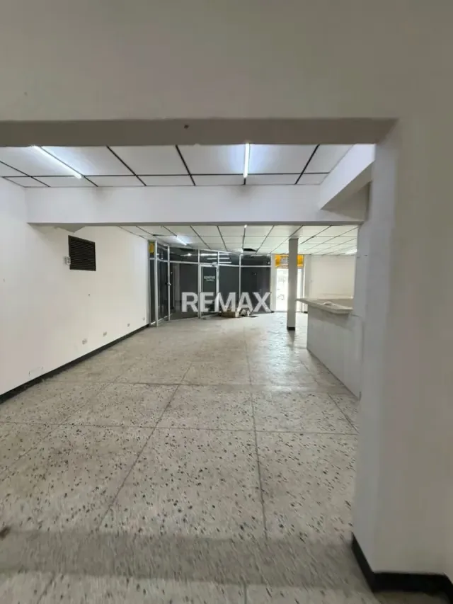 Local comercial en Venta Dr. Portillo con Av. 12 - 6