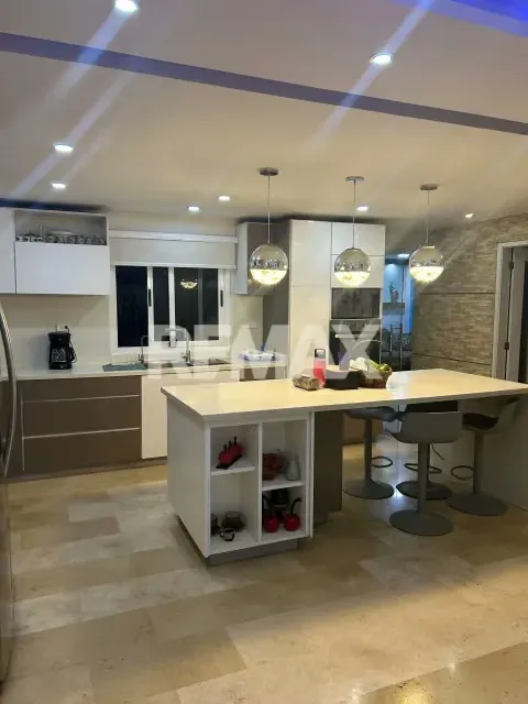 VENTA CASA EN URB. VILLAS PARIS, CABUDARE - 3