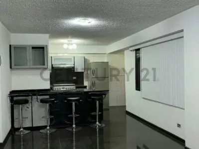 En Alquiler, acogedor apartamento en el Edificio Colina Plaza. - 3