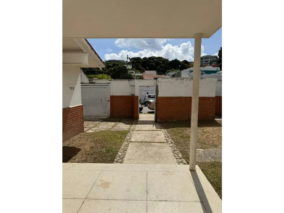 Se vende casa comercial 676.15m² 20h/6b/10p Chuao - 4