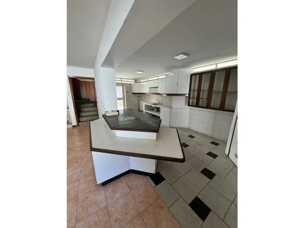 Se vende casa comercial 676.15m² 20h/6b/10p Chuao - 6