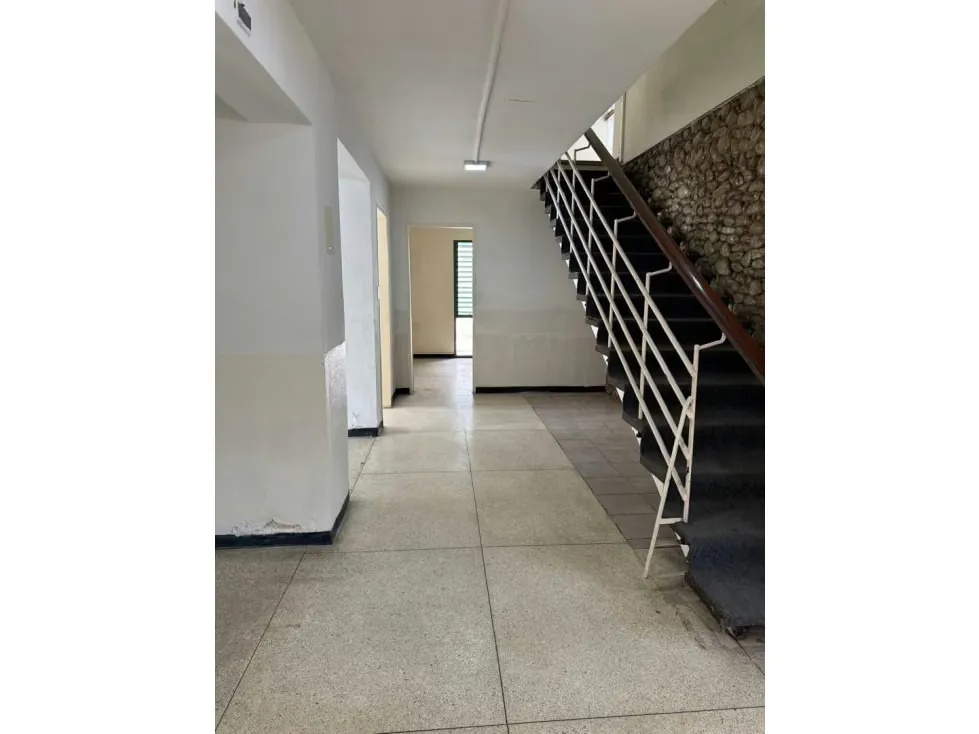 Se vende casa comercial 676.15m² 20h/6b/10p Chuao - 9