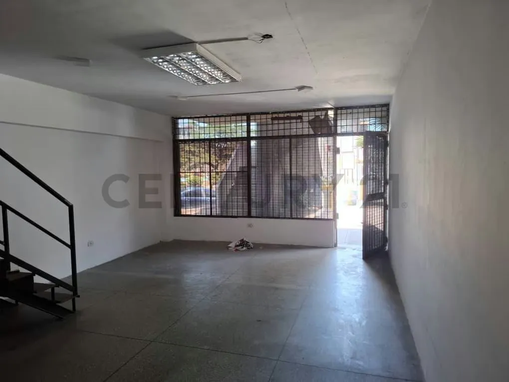 LOCAL EN VENTA EN PUERTO CABELLO - 6