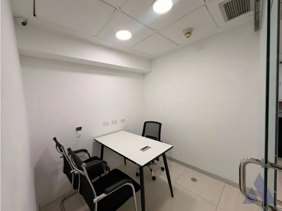 Vendo local comercial 160m2 Las Mercedes 0335 - 13