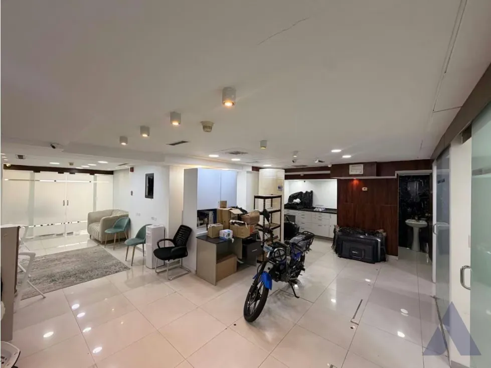 Vendo local comercial 160m2 Las Mercedes 0335 - 16