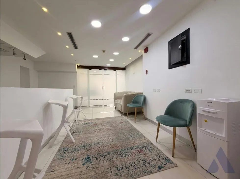 Vendo local comercial 160m2 Las Mercedes 0335 - 17