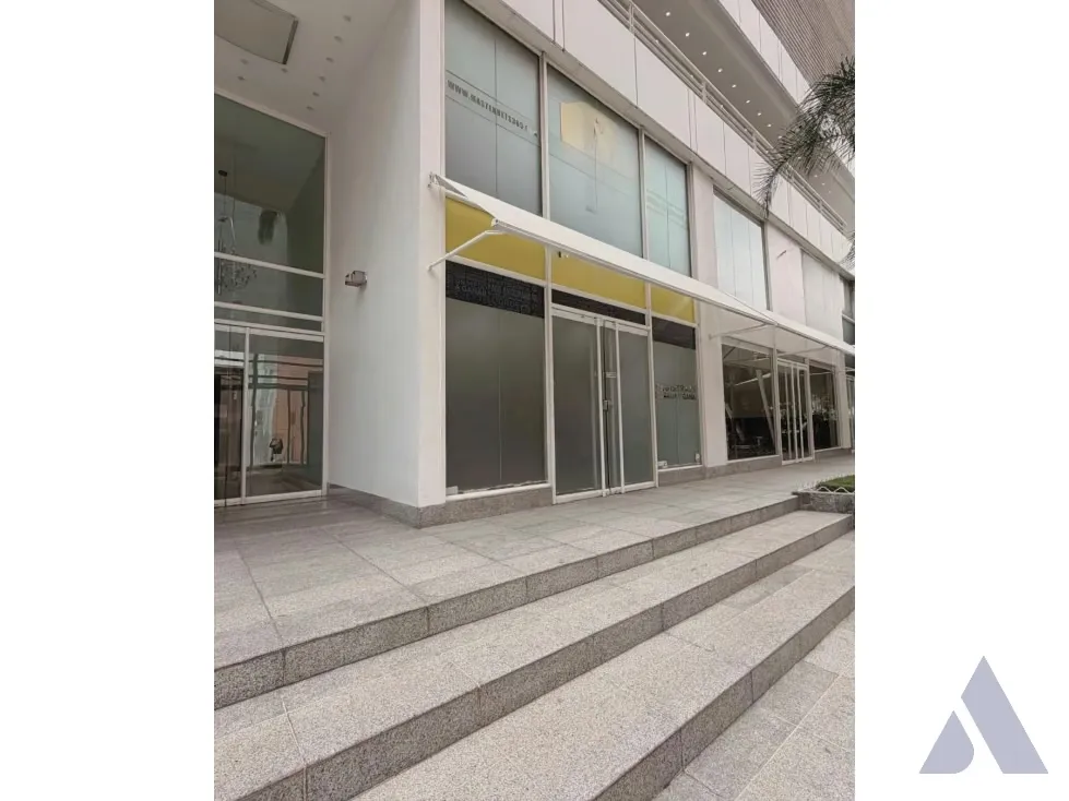 Vendo local comercial 160m2 Las Mercedes 0335 - 3
