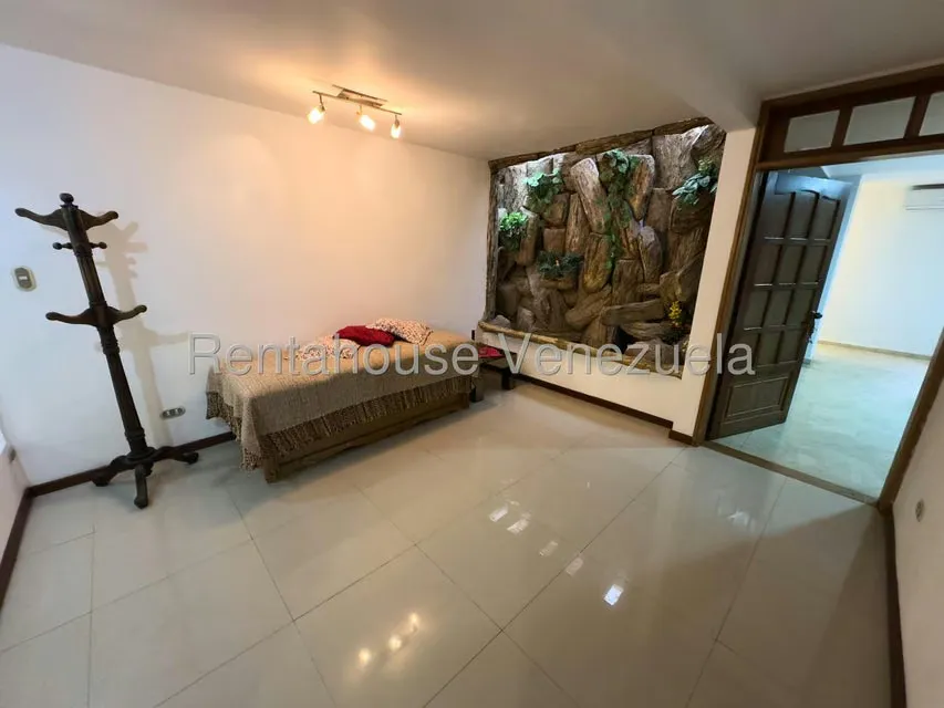 Apartamento (1 Nivel) en Venta en Los Samanes, Distrito Metropolitano - 11