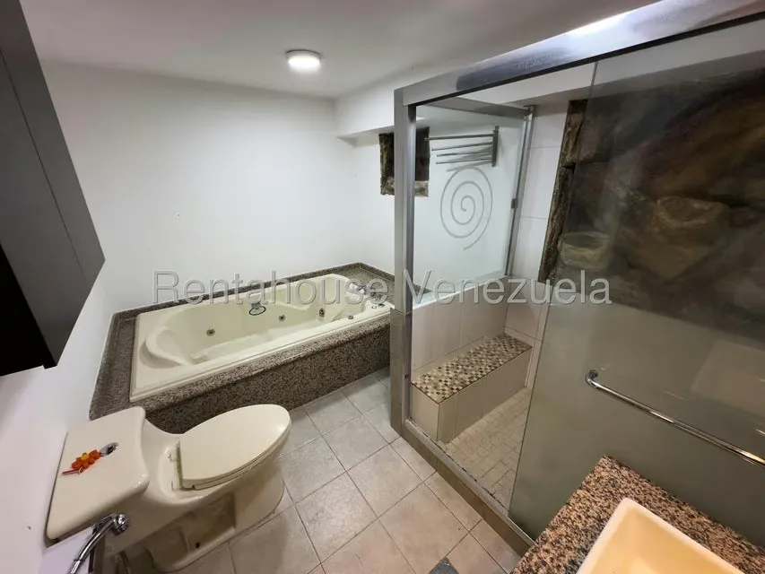 Apartamento (1 Nivel) en Venta en Los Samanes, Distrito Metropolitano - 20