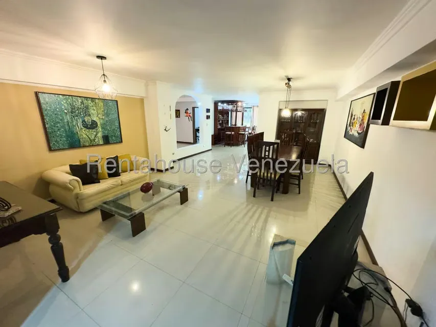 Apartamento (1 Nivel) en Venta en Los Samanes, Distrito Metropolitano - 3