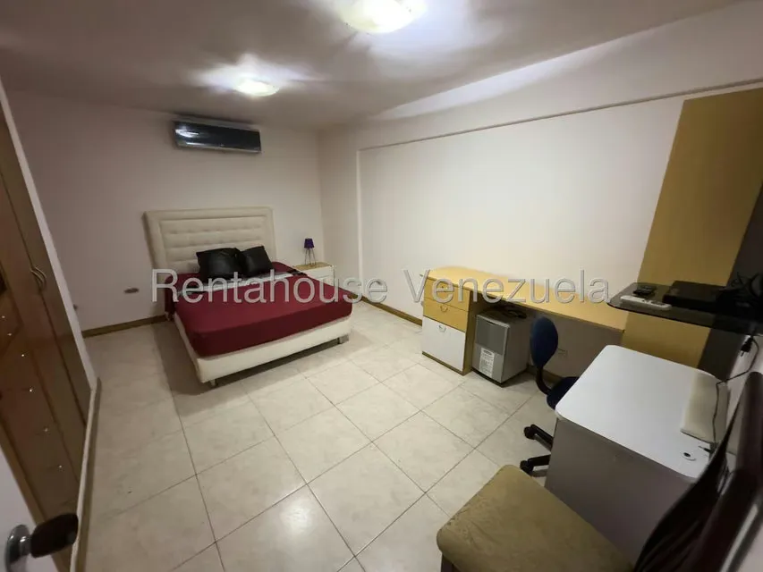Apartamento (1 Nivel) en Venta en Los Samanes, Distrito Metropolitano - 27