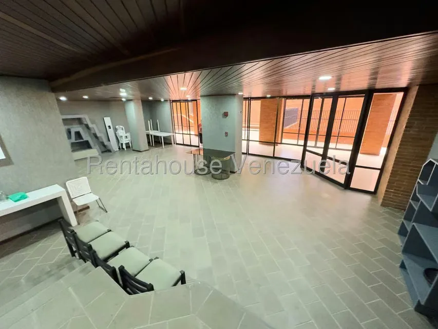 Apartamento (1 Nivel) en Venta en Los Samanes, Distrito Metropolitano - 50