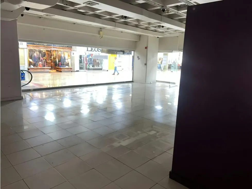 ALQUILER DE LOCAL COMERCIAL CENTRO PLAZA - 6