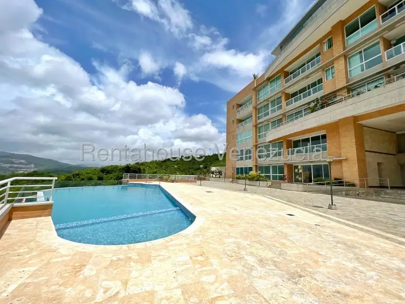 Apartamento (Duplex) en Venta en Mirador de Los Campitos I, Distrito Metropolitano — 2