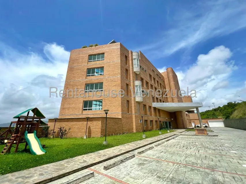 Apartamento (Duplex) en Venta en Mirador de Los Campitos I, Distrito Metropolitano - 23