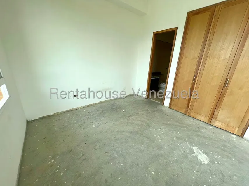 Apartamento (Duplex) en Venta en Mirador de Los Campitos I, Distrito Metropolitano - 10