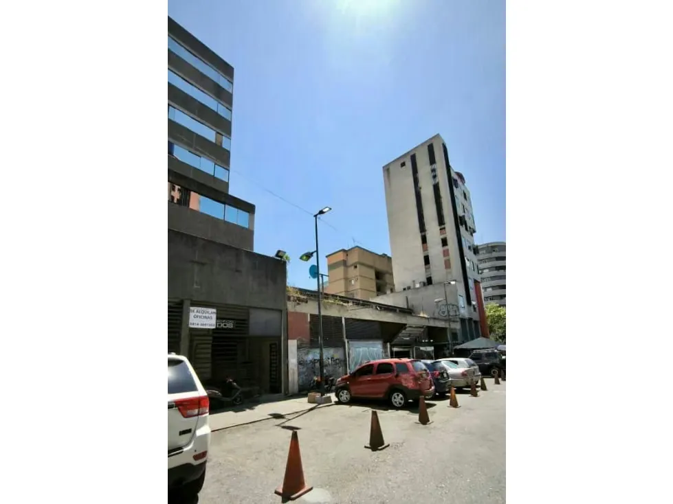 Alquilo oficina 45m2 Chacaíto 9796